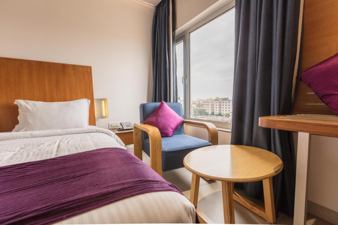 Hotel Aira Vijayawada Luaran gambar